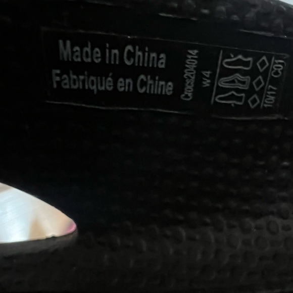 Crocs Laura ballerina flats with cut outs. Size 4. - Picture 8 of 9